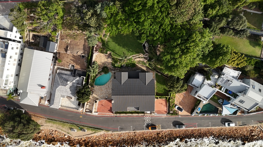 6 Bedroom Property for Sale in Gordons Bay Village Western Cape